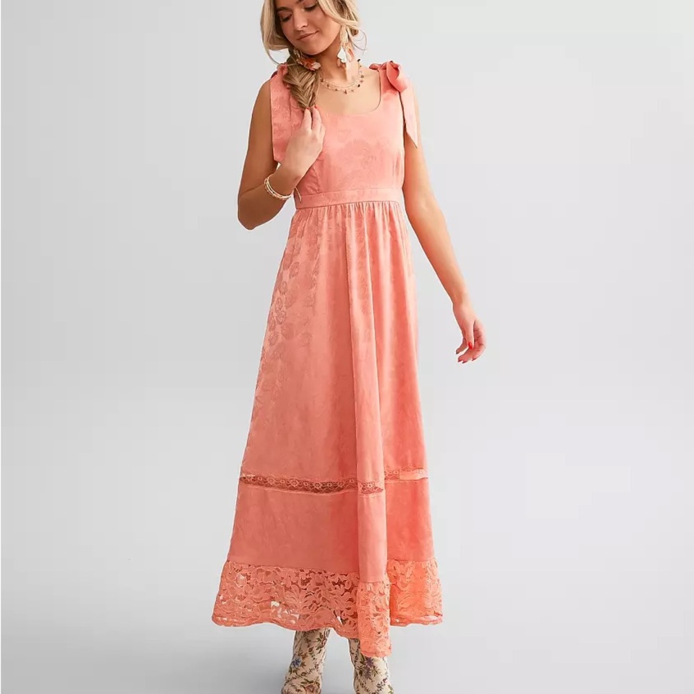 Gimmicks by BKE Coral Lace Maxi Dress